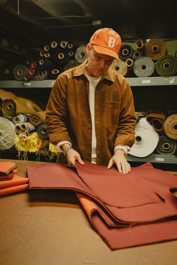 Brixton x Artifact Accessories Black Unisex Leather Key Clip HFR00P374