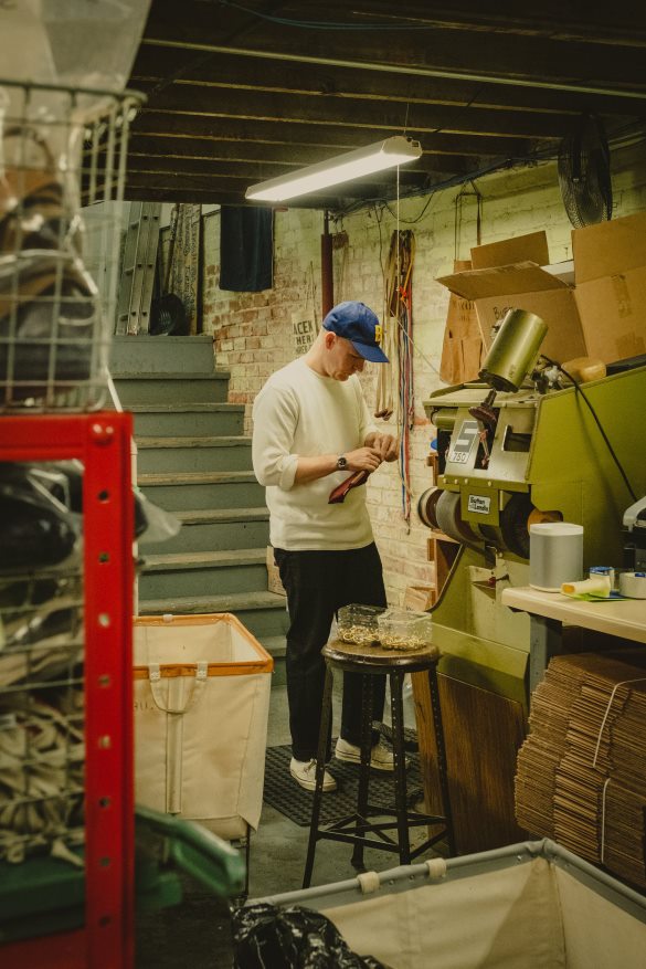 Brixton x Artifact Accessories Brown Unisex Leather Key Clip HFR00P375