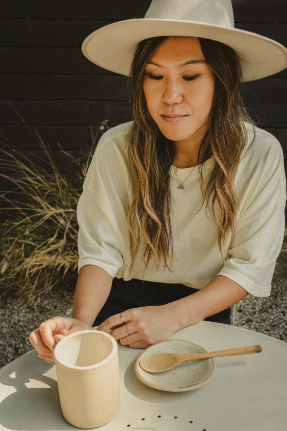 Brixton x O-M Accessories Beige Unisex Hand Crafted Ceramic Catch All Dish HFR00P369