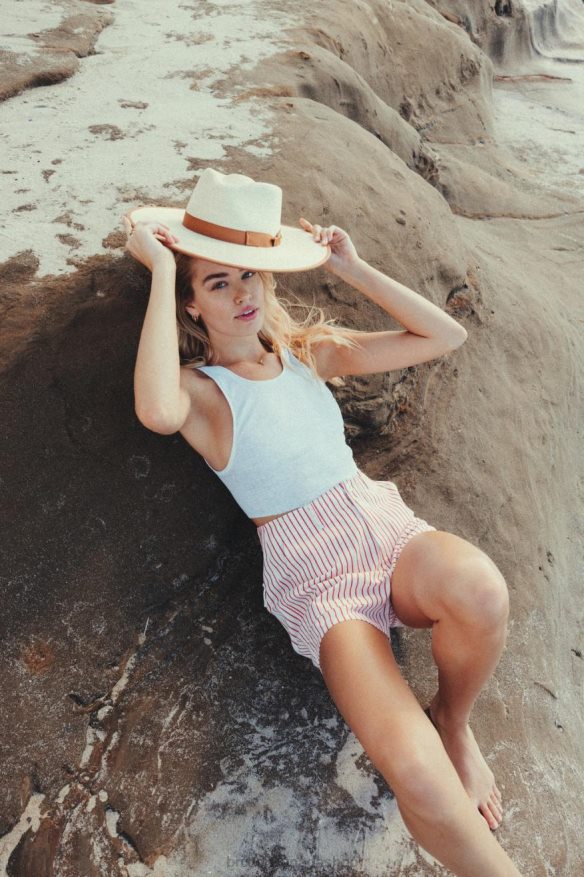 Brixton Apparel Aloha Red Women Vancouver Short HFR00P487